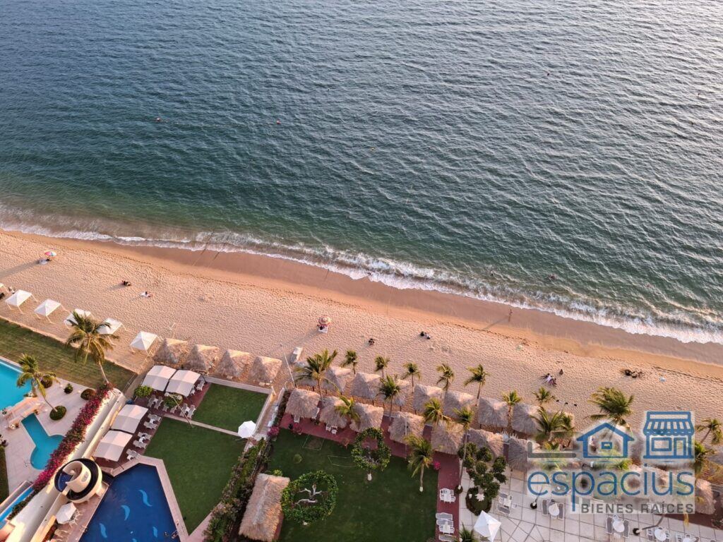 Departamento en venta en Torre Coral, Acapulco · 2 recámaras · $5,500,000 — foto 1 de 8