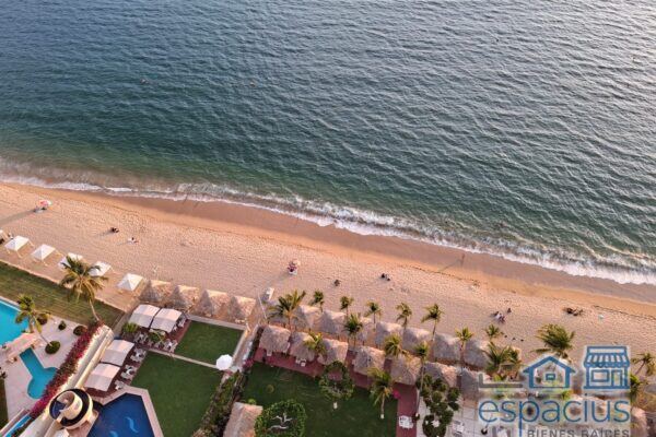 Departamento en venta en Torre Coral, Acapulco · 2 recámaras · $5,500,000
