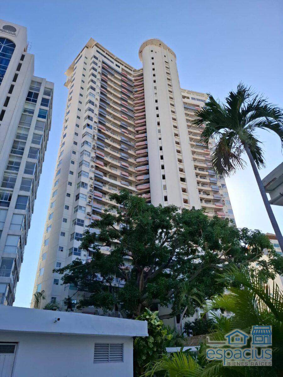 Departamento en venta en Torre Coral, Acapulco · 2 recámaras · $5,500,000 — foto 2 de 8