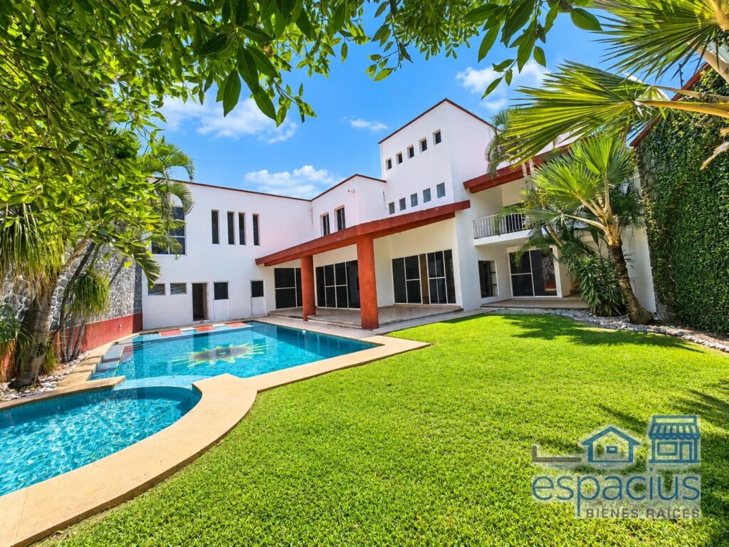 Casa en venta en Burgos Bugambilias, Temixco, con alberca privada